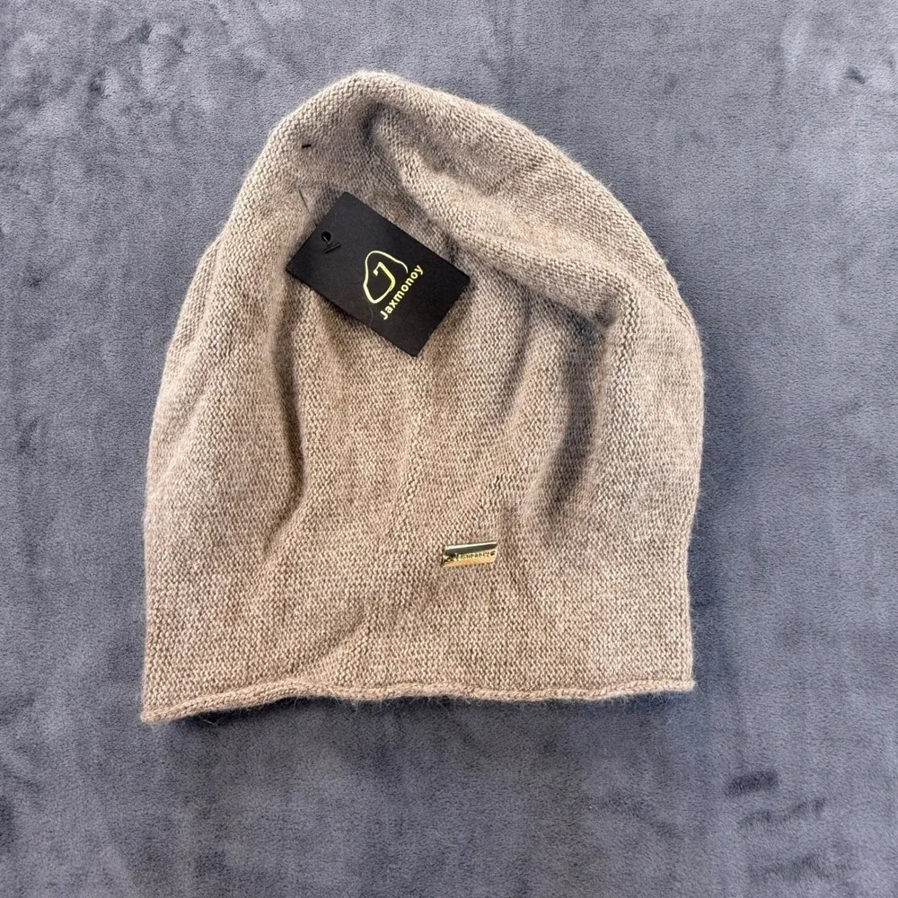 Cashmere wool blend beanie slouch beige Jaxmonoy NWT quiet luxury tan Brown